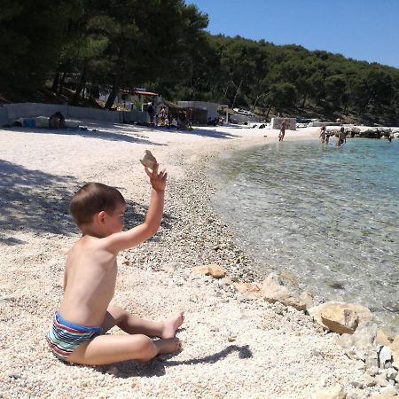 Apartments Mare Trogir Exterior foto